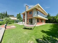 Villa in Mougins with Pool and Treehouse