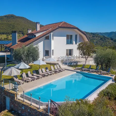 Villa Chimera White 16 with Pool & Gym