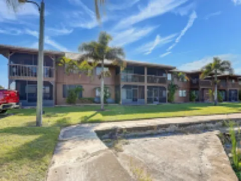 Lake View -Fresh & New-Bass N Sun-Pool-King Bed Hotels in Clewiston