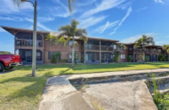 Lake View -Fresh & New-Bass N Sun-Pool-King Bed