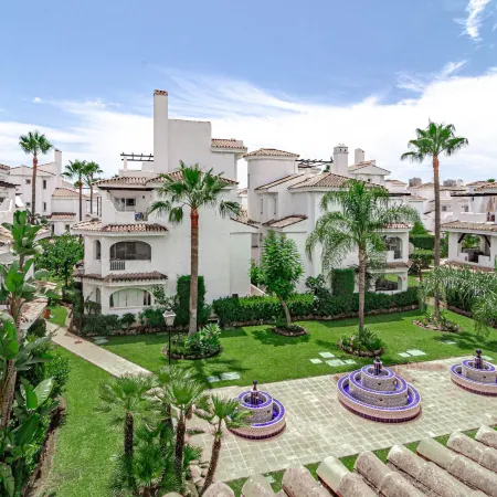 LNM5.30 - Great location with private roof terrace