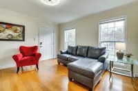 Walk to Dtwn & Campus! Spacious Hampton Home - 3-Star