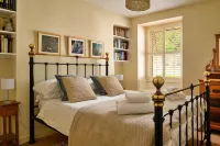 Cottage in Tremadog With Hot Tub & Beaches Nearby - homestay