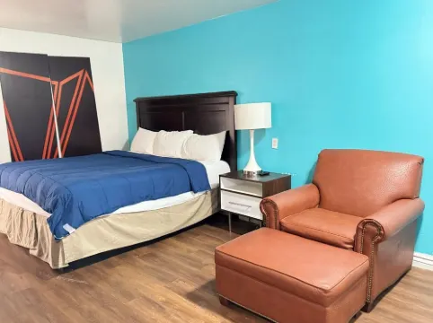 Alien Residence Inn