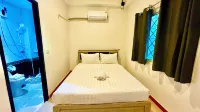 Silver Oaks Guest House - Bintang 2