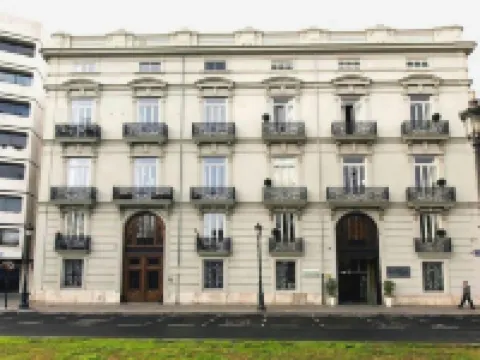 River Hostel Hotels near Basilica de la Virgen de los Desamparados