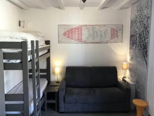Studio for 4 People