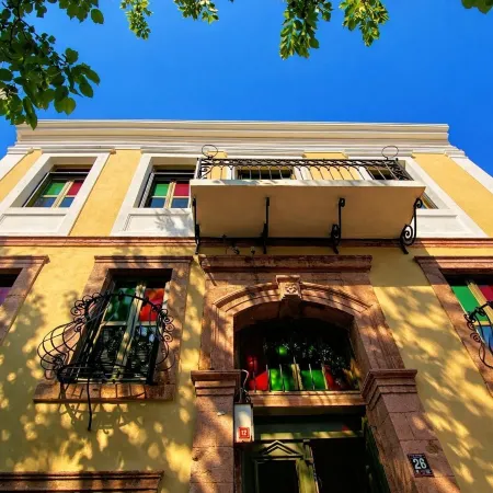 Latibule Macaron Guest House