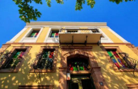 Latibule Macaron Guest House