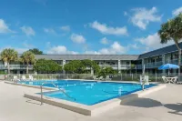 Quality Inn & Suites Brooksville I-75-Dade City - Pools