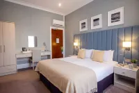 Best Western Plus the Connaught Hotel  Spa - piscina