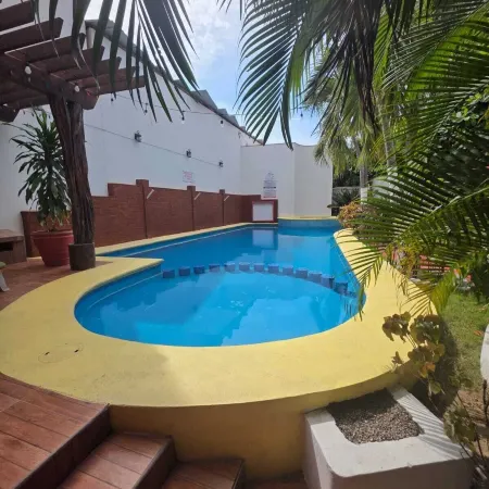 Hotel y Suites Los Encantos
