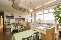 Tendo Central Hotel - Desayuno