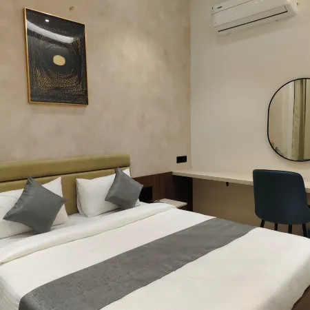 Hotel Raas Vrindavan