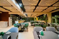 Greyfield Hotel & Apartments