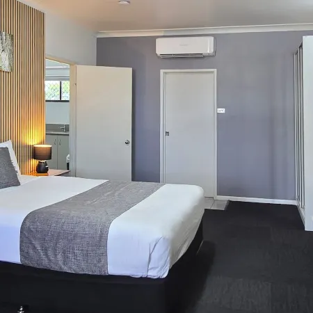 Archer Park Motel Отели в г. Рокхемптон