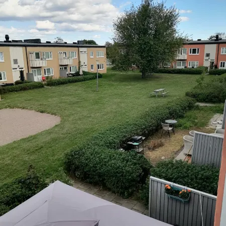 Cozy Guest Room in Green Uppsala - Walk to Central Station