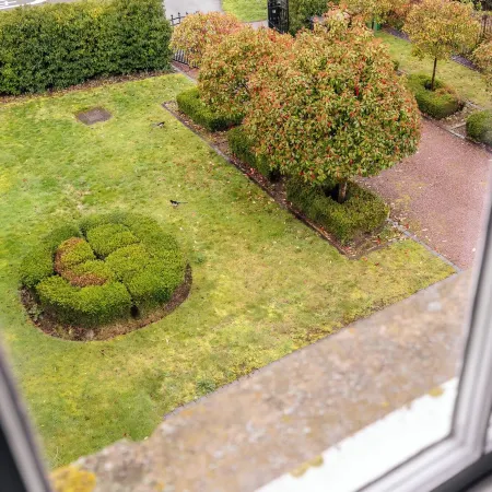 Beautiful 5 Bedroom Home in Evesham Отели в г. Ившем