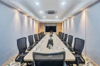 Holiday Inn Express & Suites Vijayawada by IHG