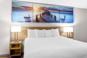 Days Inn by Wyndham Huntington
