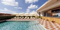 Recess Hotel & Club Savannah - Rooftop Pools