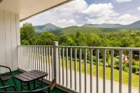 Indian Head Resort - Mountain view