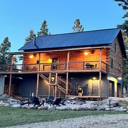 Bear Necessities Lodge on Ski Mountain • Fire Pit, Large Deck, Grill & Wildlife