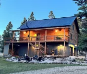 Bear Necessities Lodge on Ski Mountain • Fire Pit, Large Deck, Grill & Wildlife
