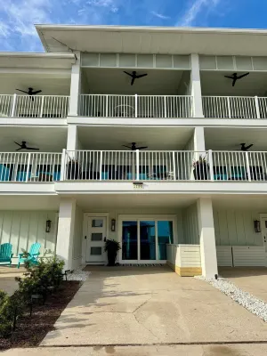 Can you say PRIVATE? The best kept secret on 30A! - Boutique