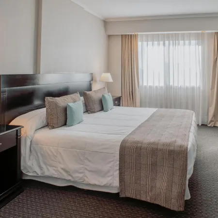 Plaza Real Suites Hotel