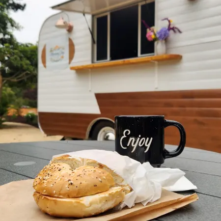 Carmel River Inn Отели рядом с достопримечательностью «Миссионерская церковь в Кармеле»