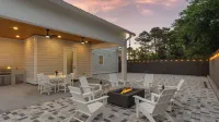 Woodland Shores by Avantstay Sleeps 22 Massive Pool + Spa Golf Cart + Game Room + BBQ Near Seaside
