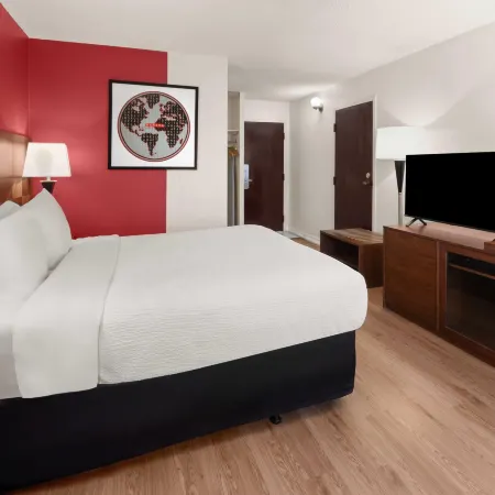 Ramada by Wyndham Arnprior Hotels in Arnprior