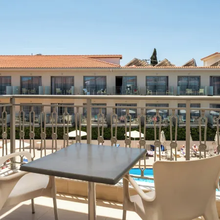 Karras Grande Resort