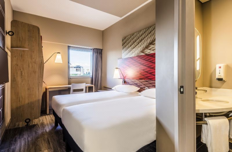 Ibis Cali Granada