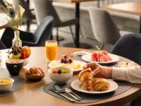 Mercure Geneva Airport - breakfast