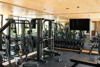 Deluxe One Bedroom Loft - Gym