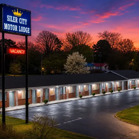 Siler City Motor Lodge