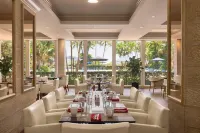 Radisson Resort Miami Beach
