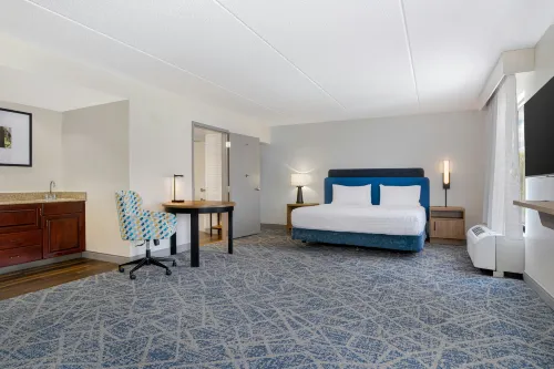 Hampton Inn & Suites Lamar - 2-Star