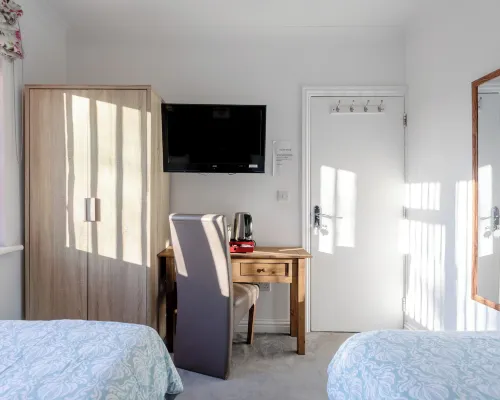 Apple House Wembley Twin Room Shared Bathroom 바넛 호텔