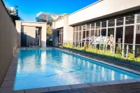 Stylish stay in the Heart of Sandton - 3 ดาว