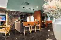 Axis Porto Business & Spa Hotel - bar