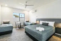 Ballina Homestead Motel - balcony