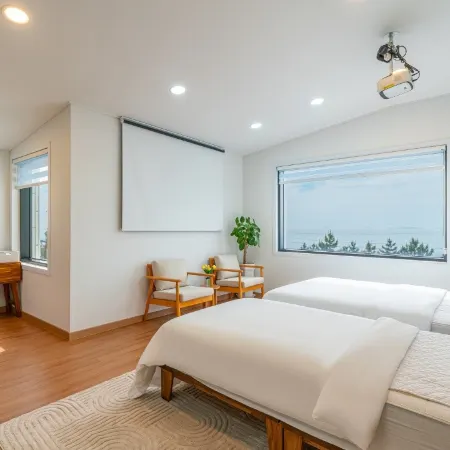 Boryeong Yeollin Badaro Pool Villa