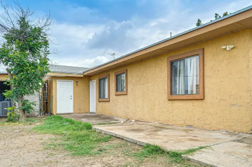 Great for Couples & Duos: Suite Outside El Paso - 4-Star
