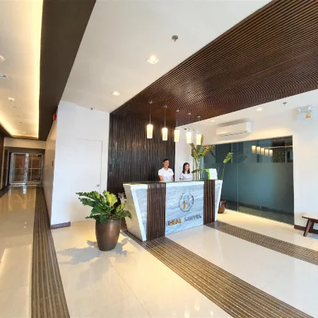 303 Casa Sienna, Real Suites