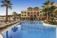 Samaina Port Hotel - Sea View