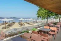 Akrathos Beach Hotel - Romantic