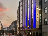 Hotel le Châtelain โรงแรมใกล้อเวนิวหลุยส์
